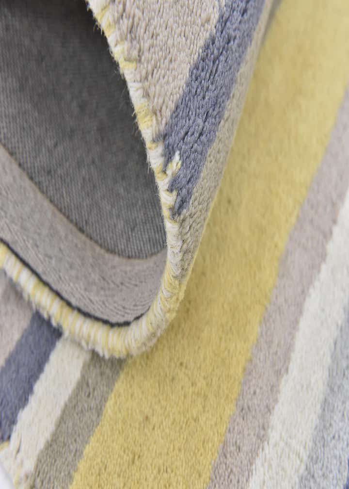 2' 8 x 4' 10 Luna Wool Rug