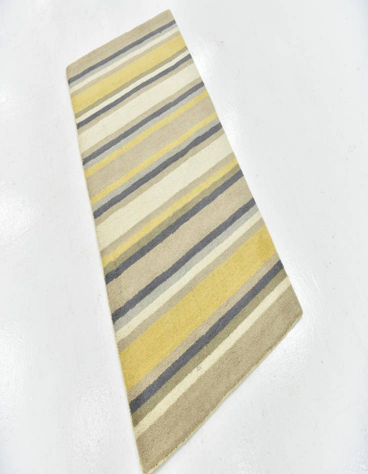 Detail image of 2' 8 x 5' Luna Wool Rug