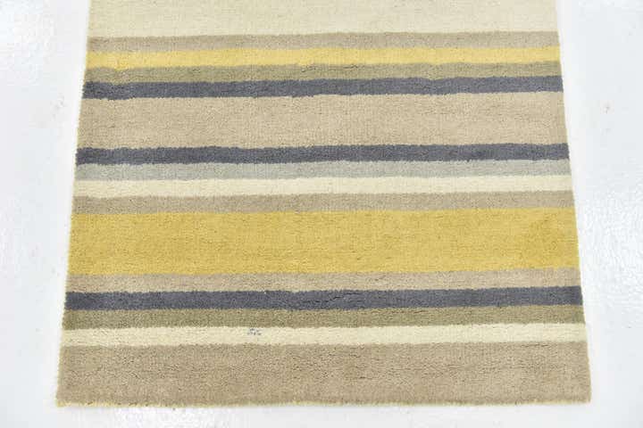 2' 8 x 5' Luna Wool Rug