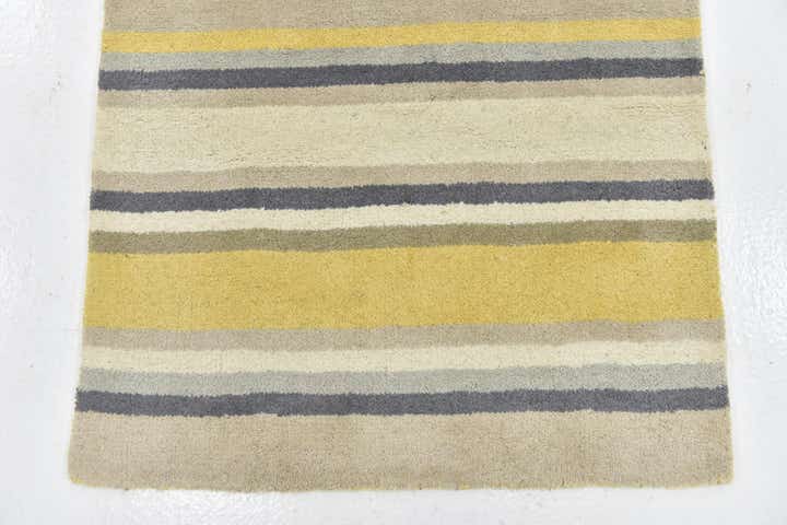 2' 8 x 4' 10 Luna Wool Rug