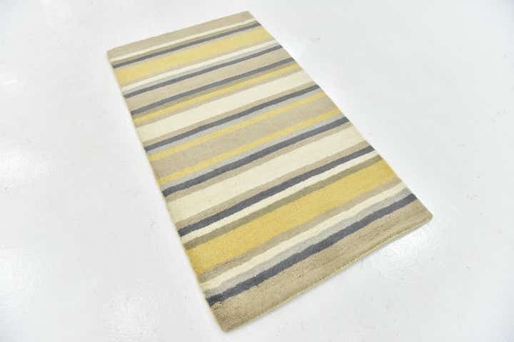 2' 8 x 4' 10 Luna Wool Rug