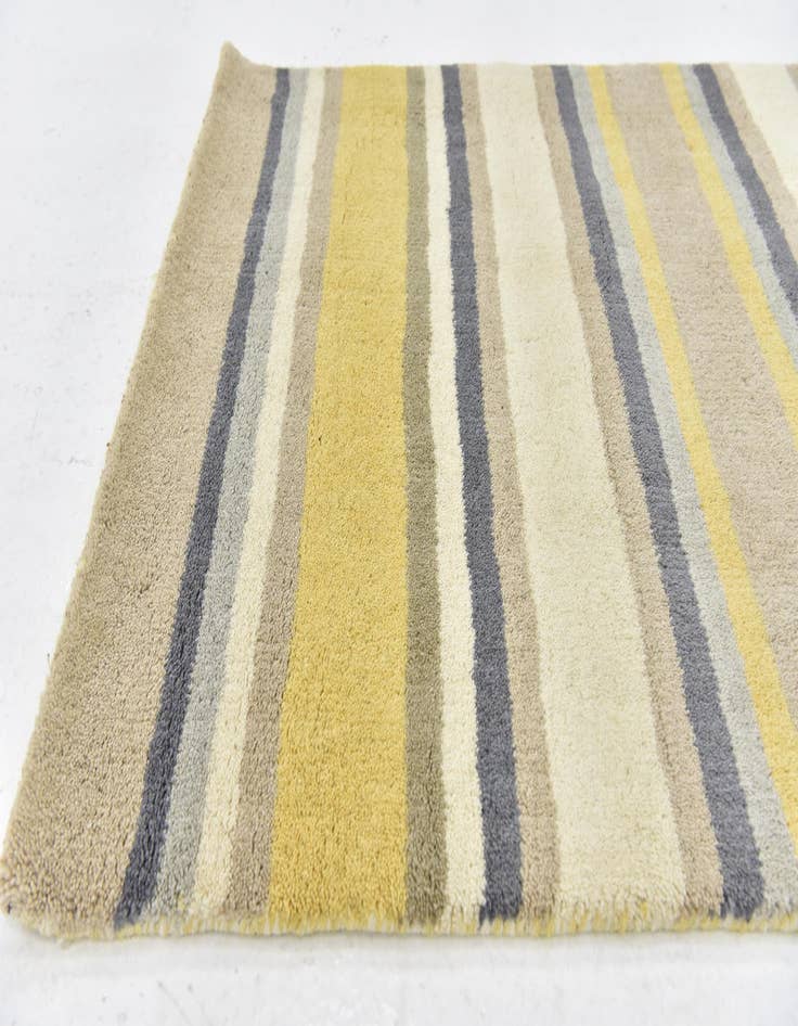 Detail image of 2' 8 x 5' Luna Wool Rug