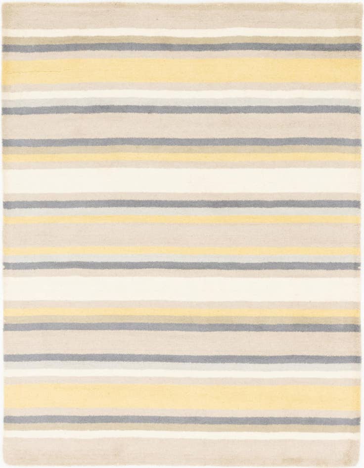 Detail image of 4' x 5' 8 Luna Wool Rug