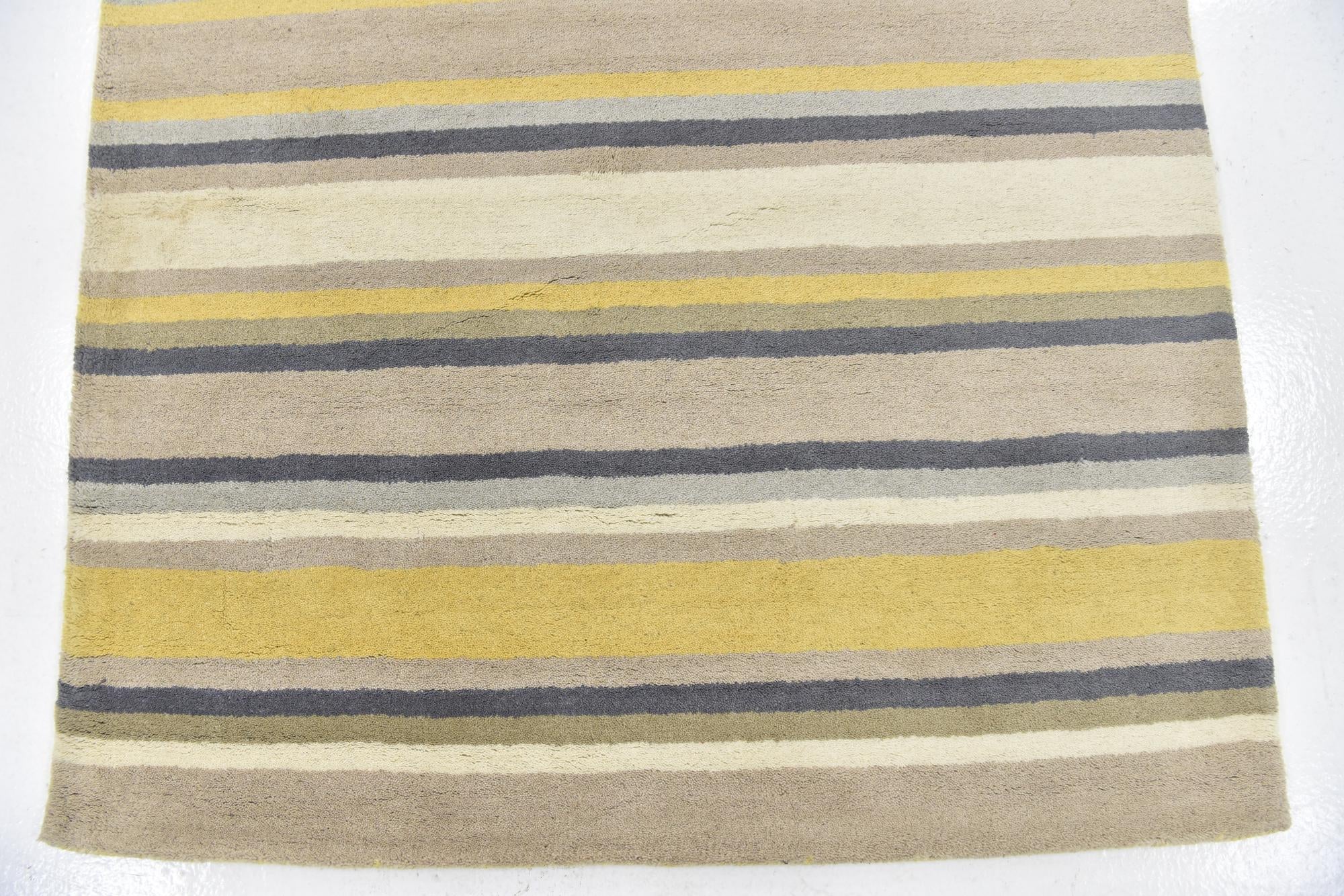 4' x 5' 6 Luna Wool Rug
