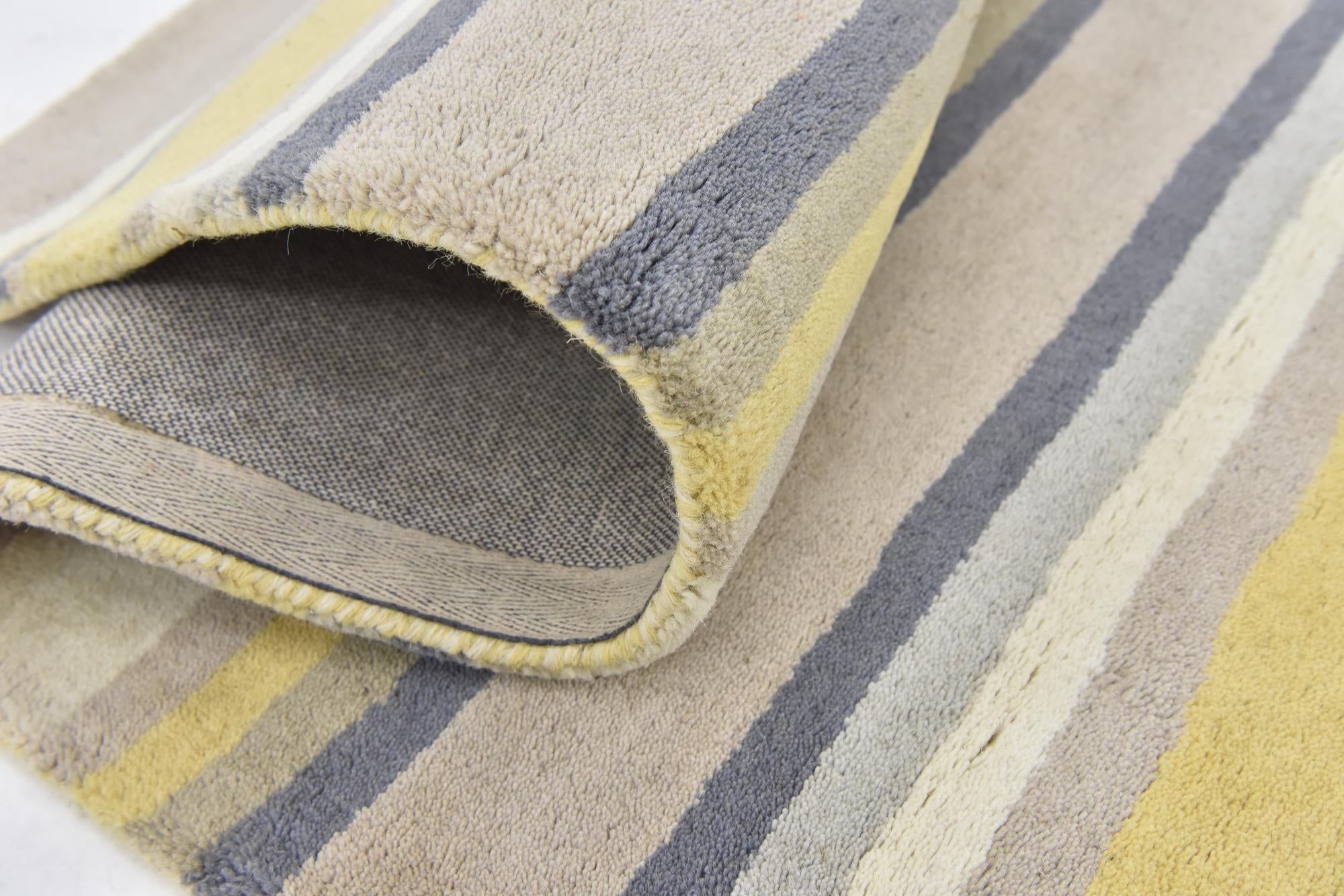 4' x 5' 6 Luna Wool Rug