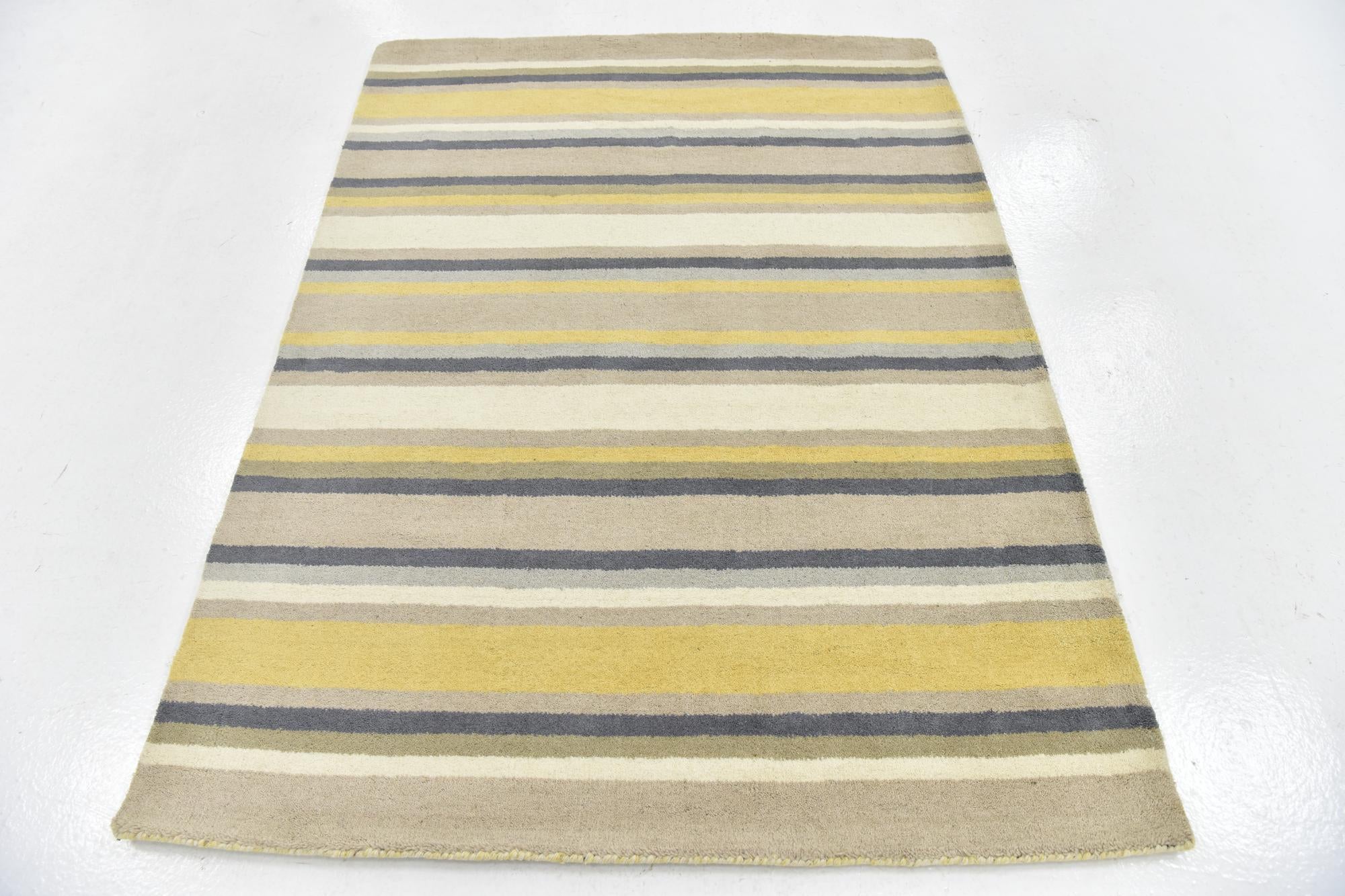 4' x 5' 6 Luna Wool Rug