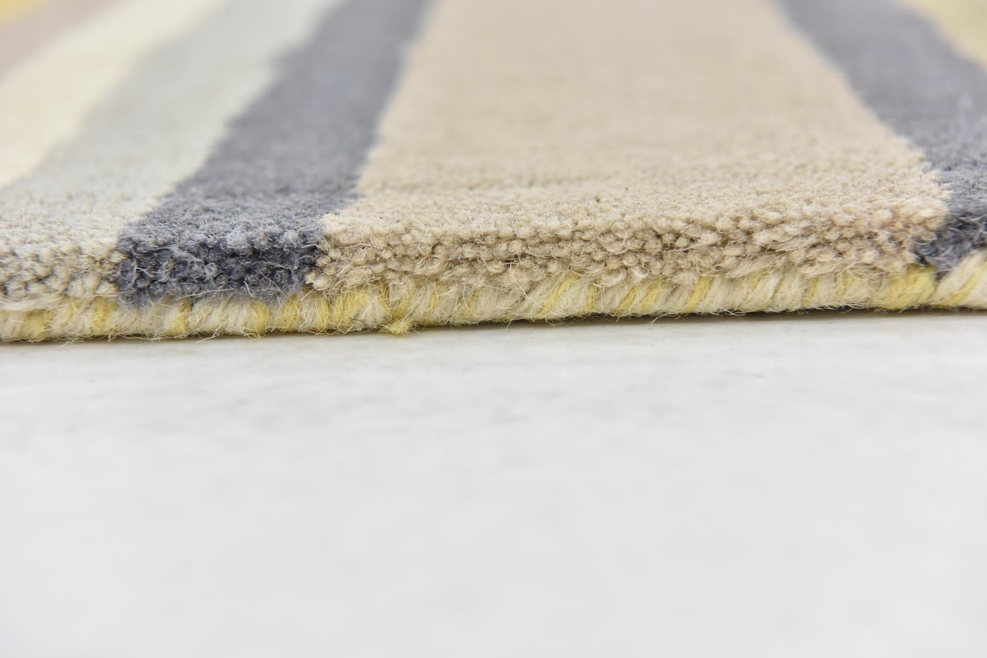 4' x 5' 6 Luna Wool Rug