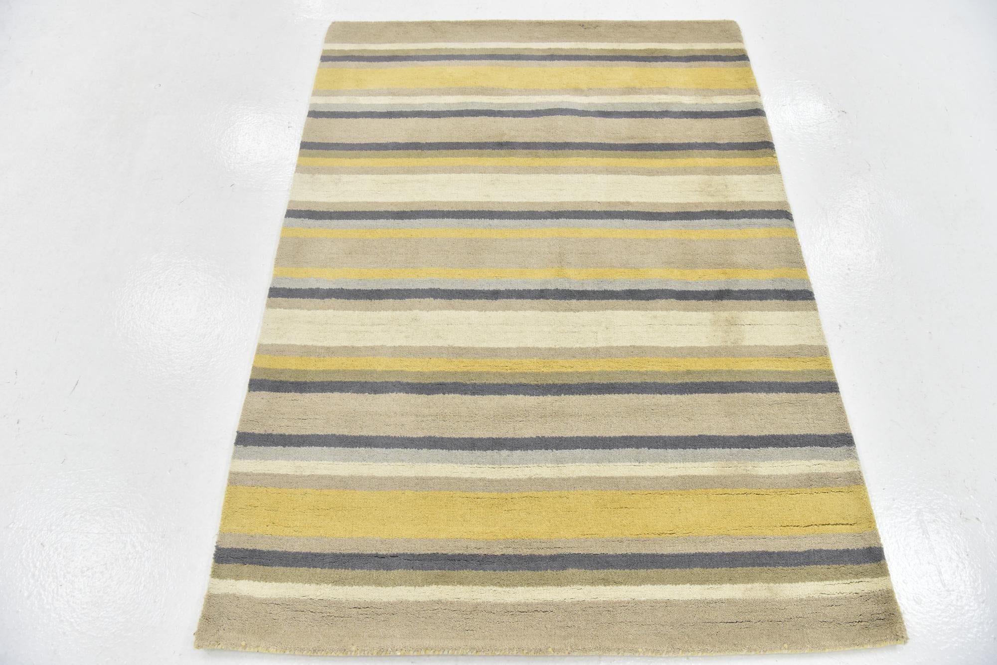 4' x 5' 6 Luna Wool Rug
