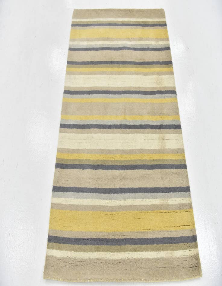 Detail image of 4' x 5' 6 Luna Wool Rug