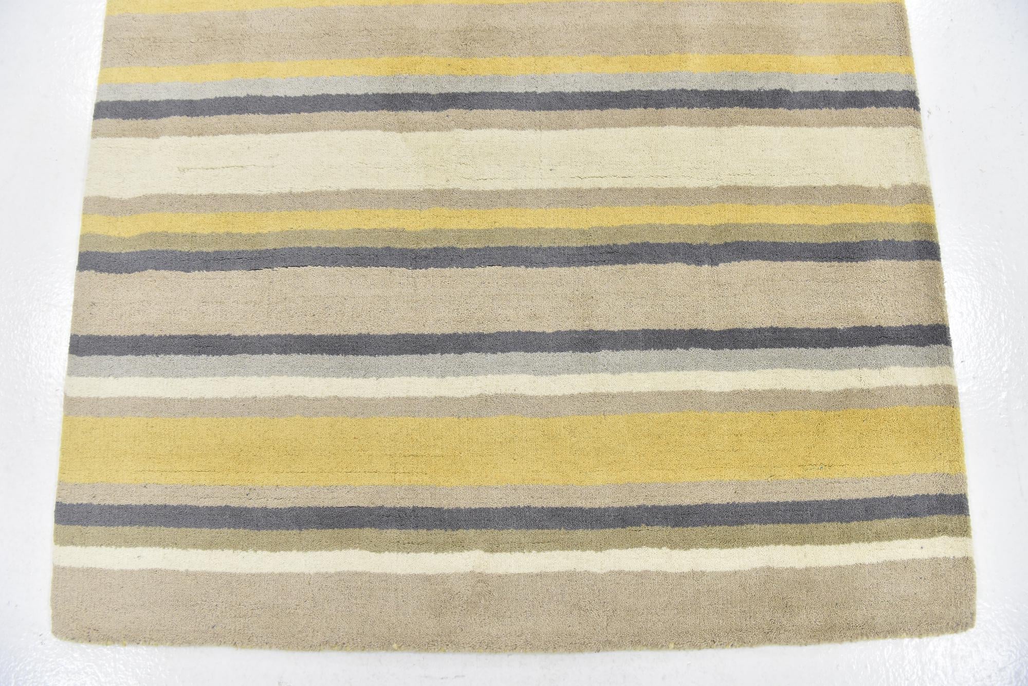 3' 10 x 5' 6 Luna Wool Rug