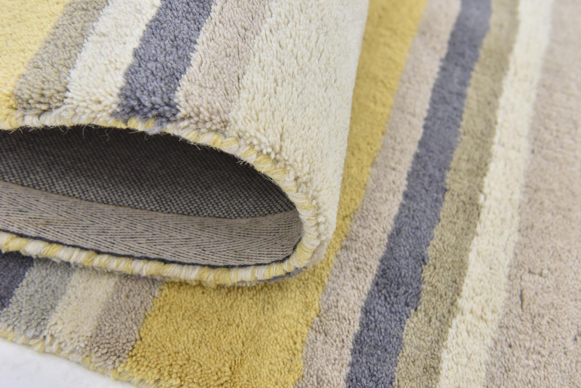 2' 8 x 5' Luna Wool Rug