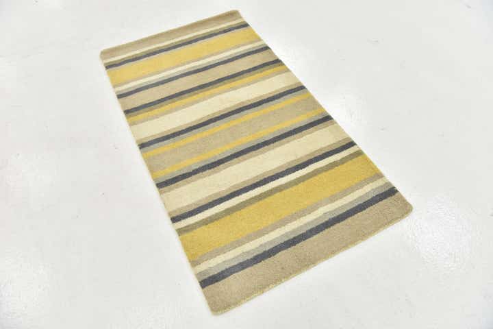 2' 9 x 5' Luna Wool Rug