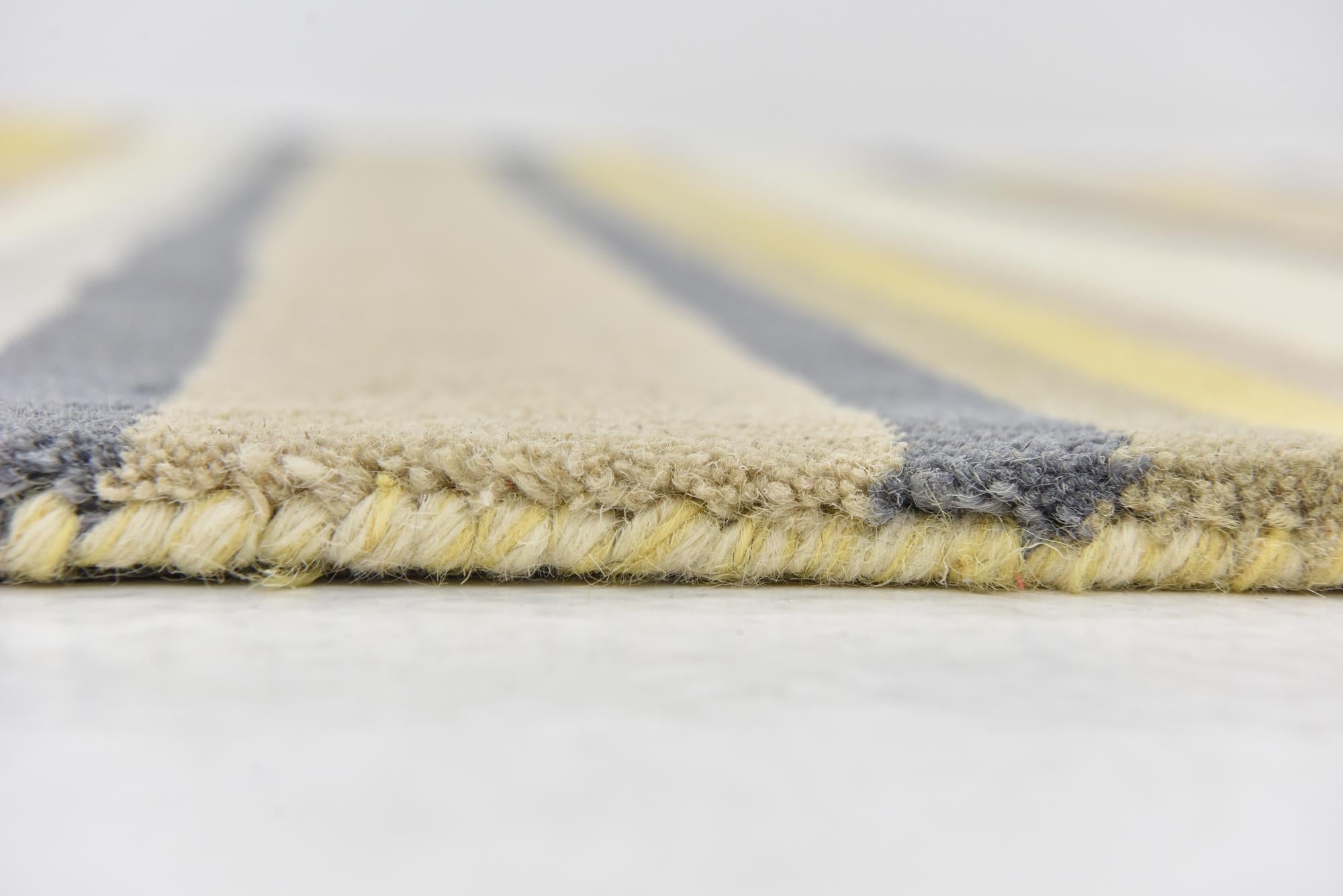4' x 5' 7 Luna Wool Rug