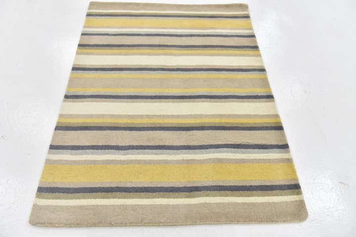 4' x 5' 7 Luna Wool Rug