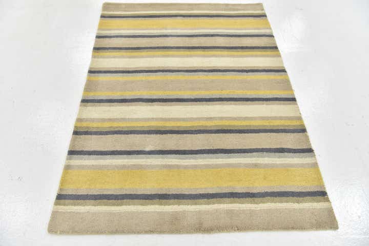 4' x 5' 7 Luna Wool Rug
