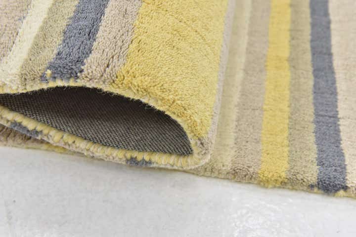 4' x 5' 7 Luna Wool Rug