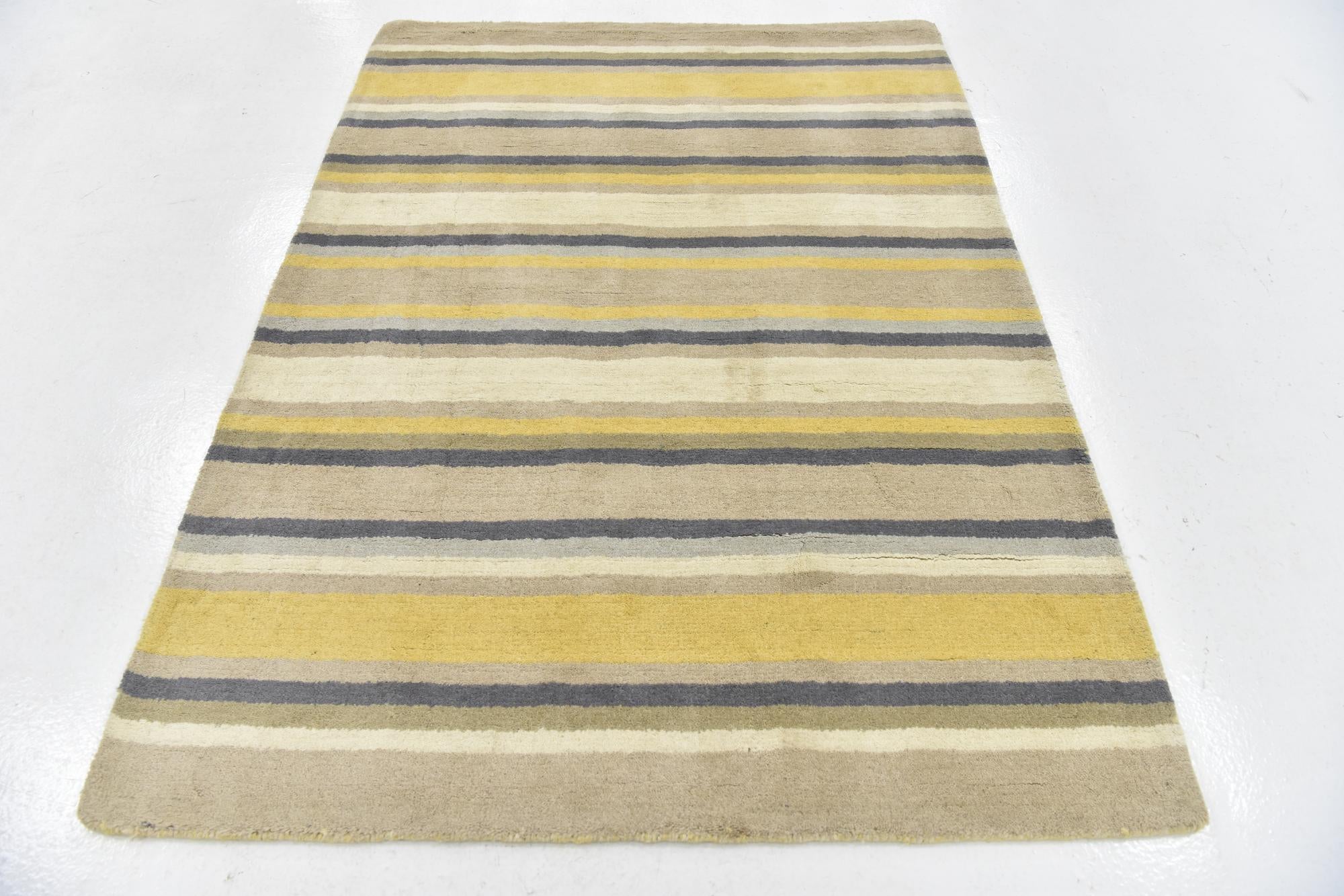 4' x 5' 6 Luna Wool Rug