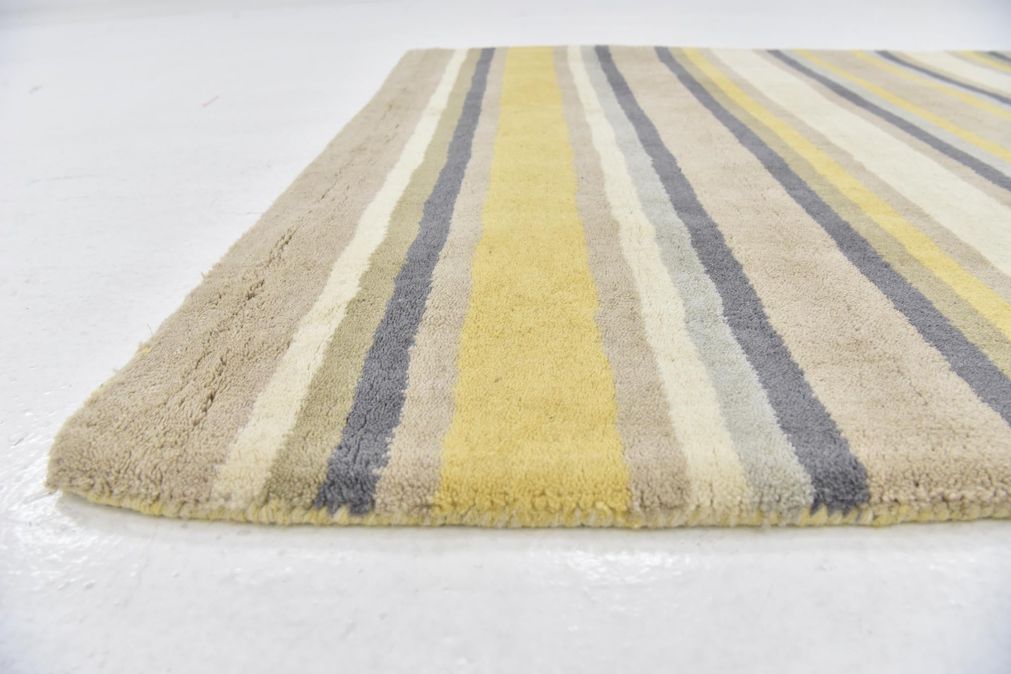 4' x 5' 6 Luna Wool Rug