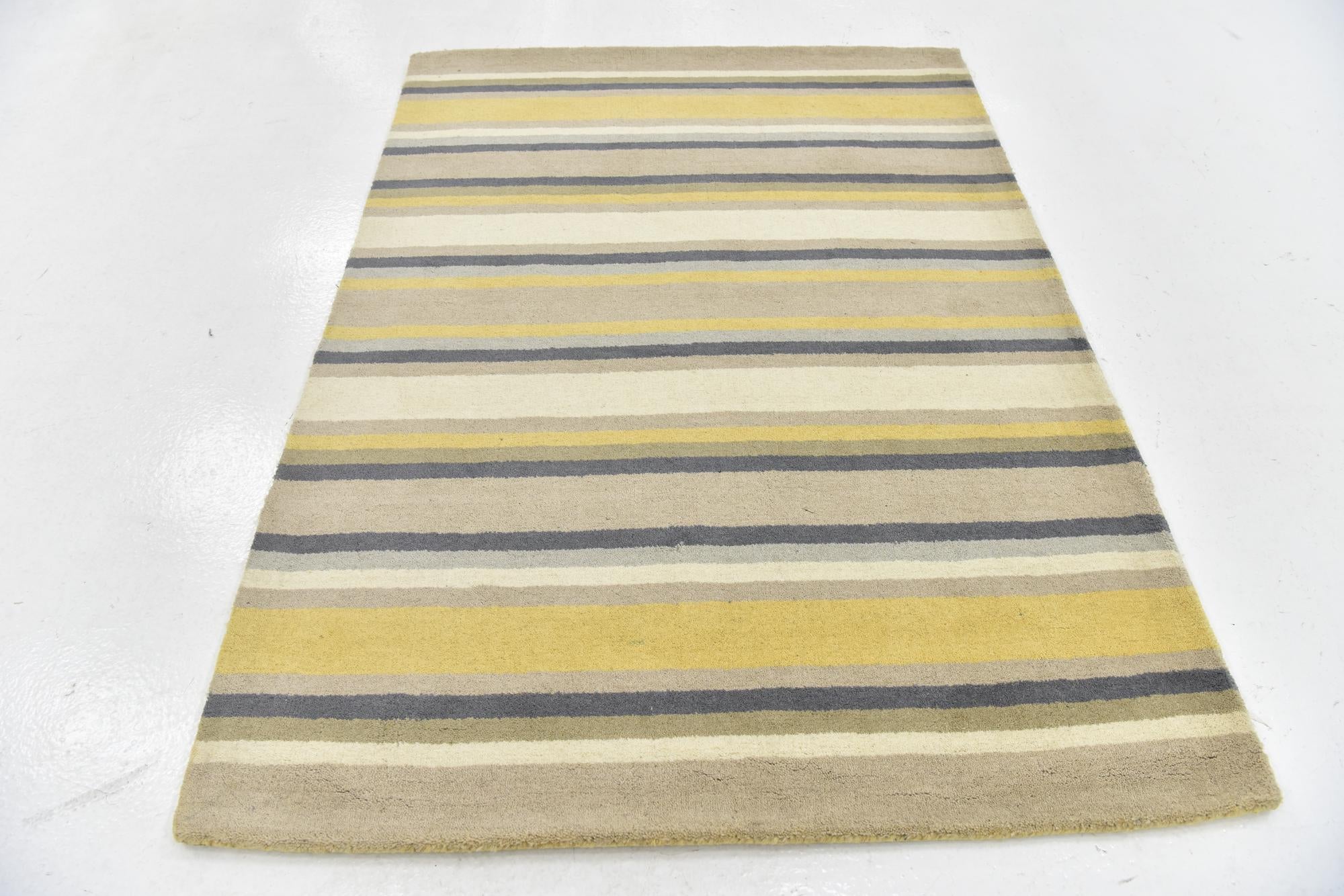 4' x 5' 6 Luna Wool Rug