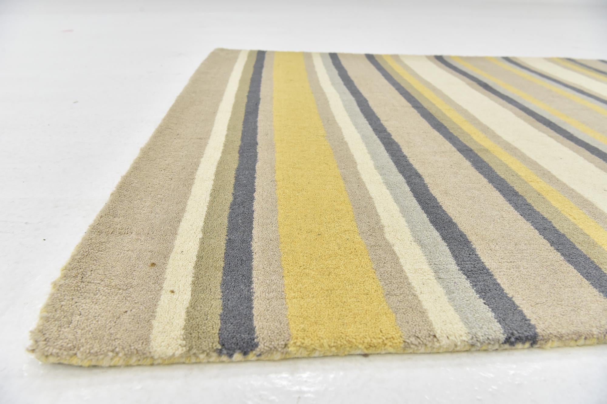 4' x 5' 6 Luna Wool Rug