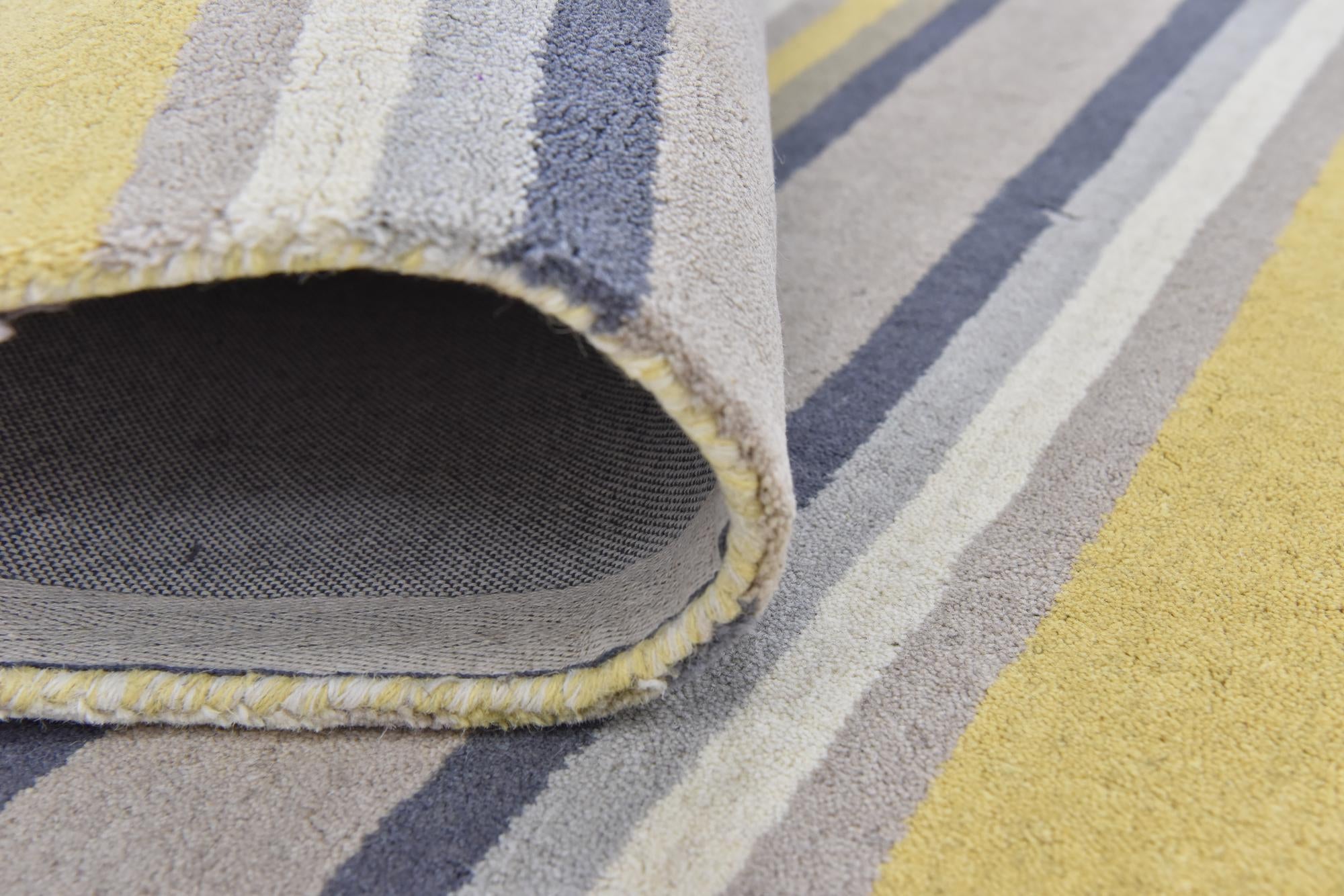 4' x 5' 6 Luna Wool Rug