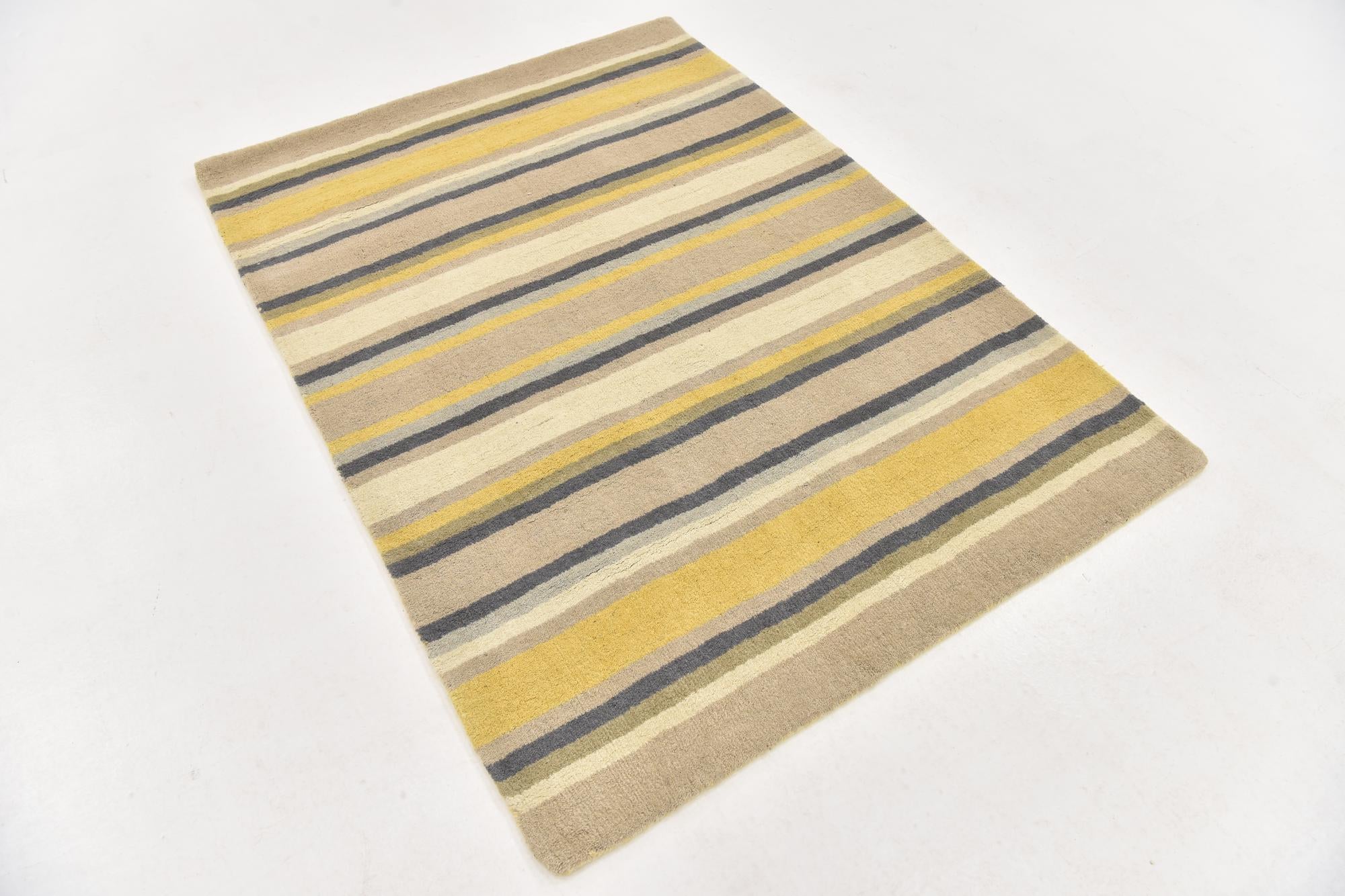 4' x 5' 6 Luna Wool Rug