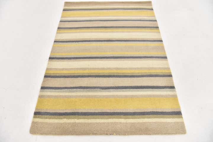 4' x 5' 7 Luna Wool Rug