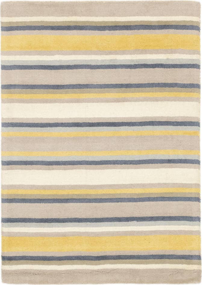 Detail image of 4' x 5' 7 Luna Wool Rug