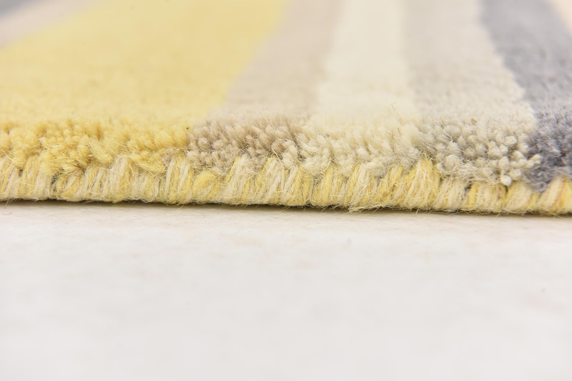 4' x 5' 7 Luna Wool Rug