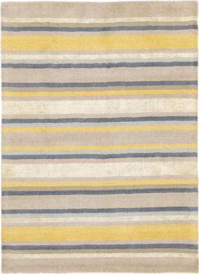 Detail image of 4' x 5' 6 Luna Wool Rug