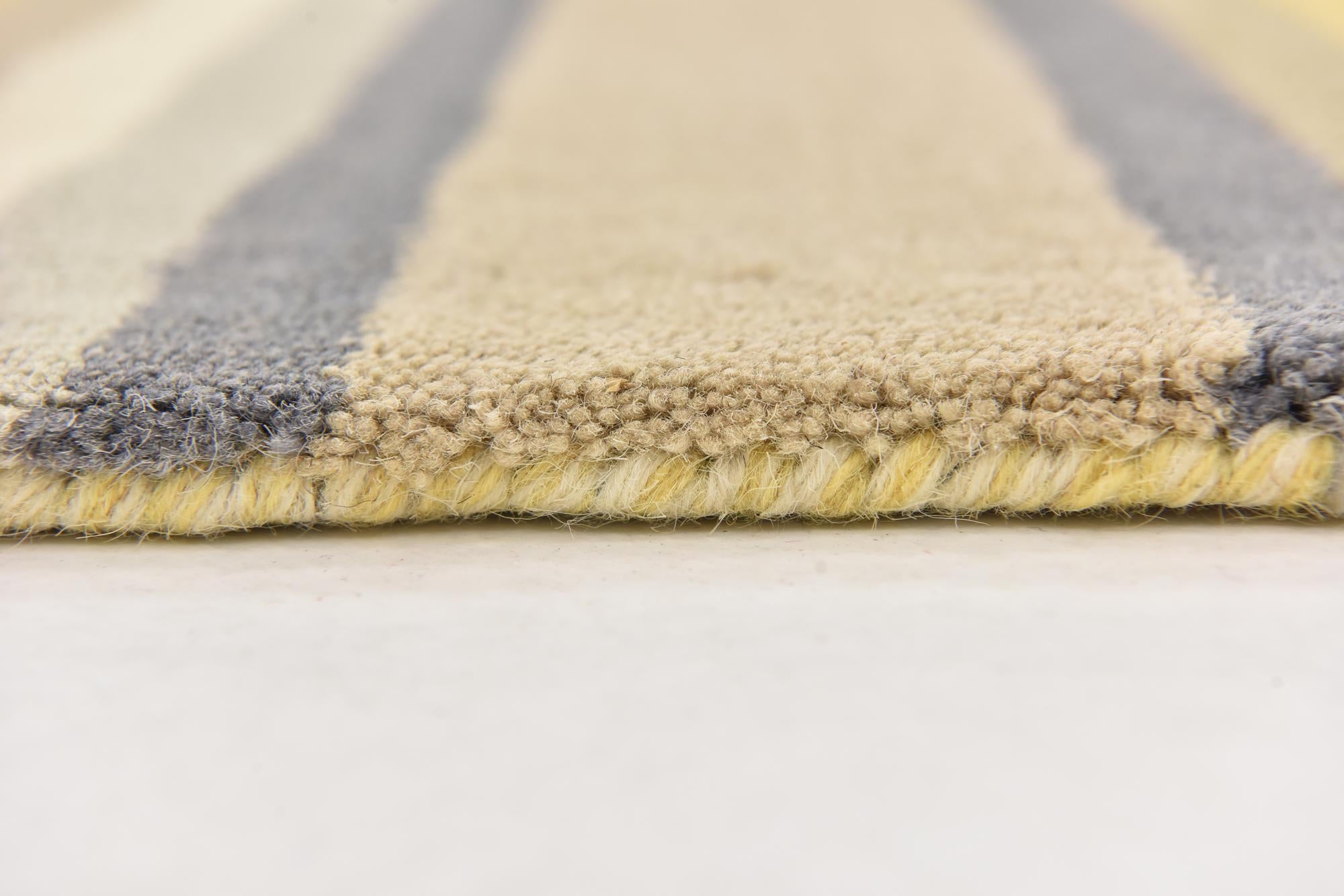 4' x 5' 8 Luna Wool Rug
