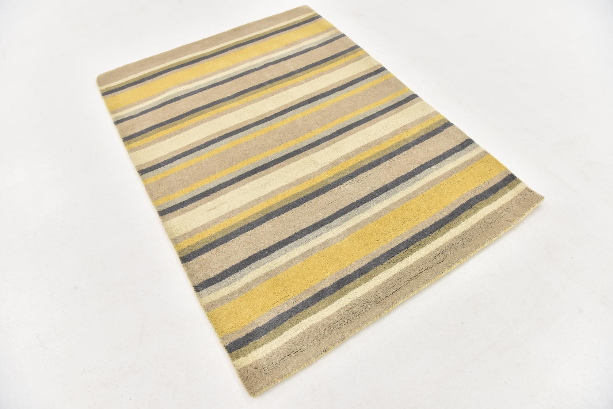 4' x 5' 6 Luna Wool Rug