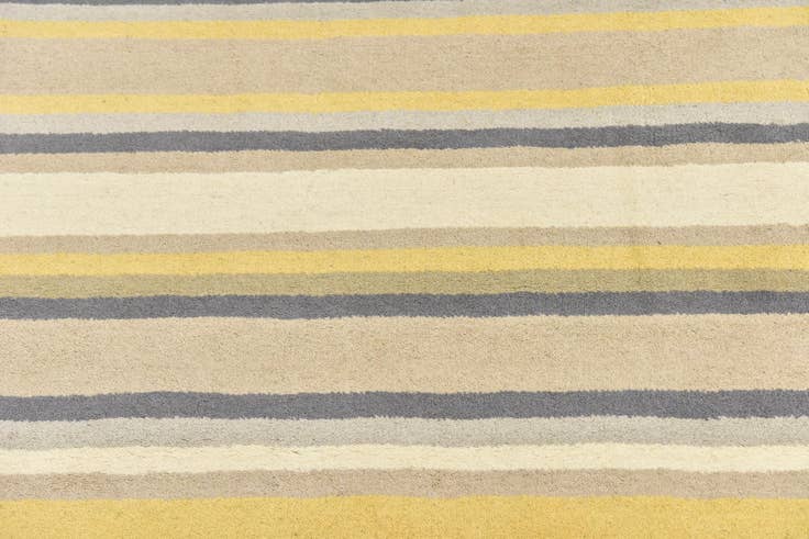 Detail image of 4' x 5' 6 Luna Wool Rug