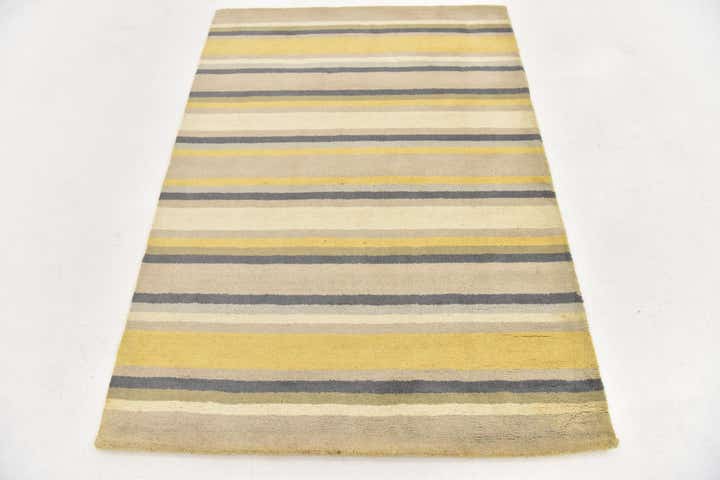 4' x 5' 7 Luna Wool Rug