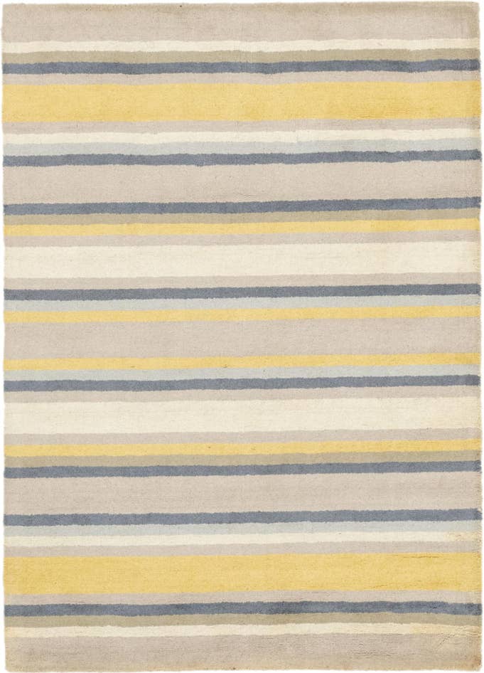Detail image of 4' x 5' 7 Luna Wool Rug