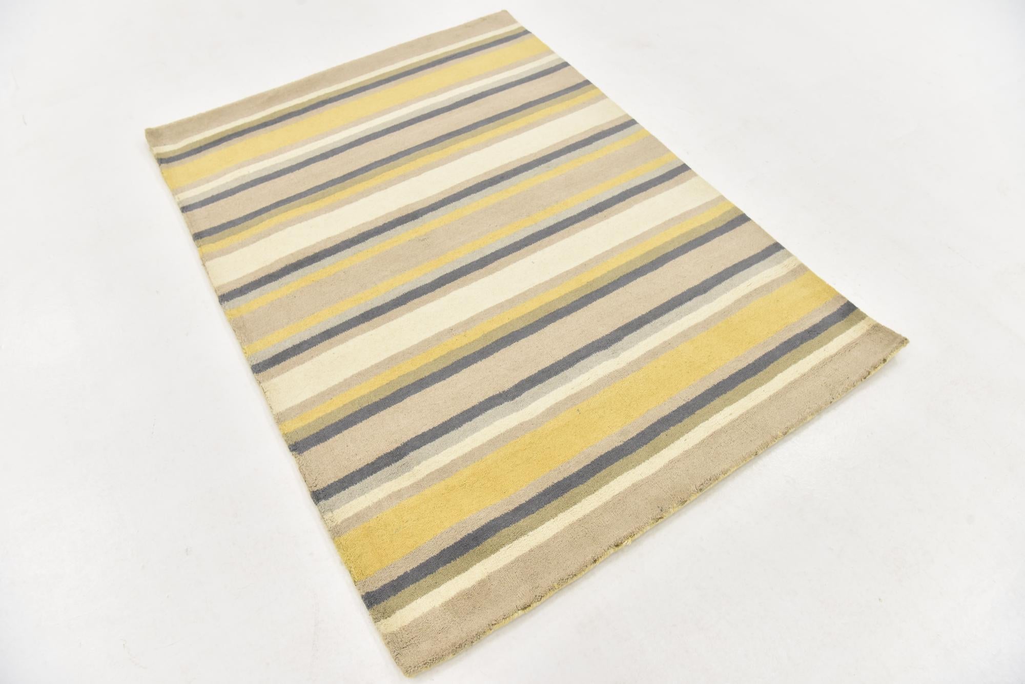 4' x 5' 6 Luna Wool Rug