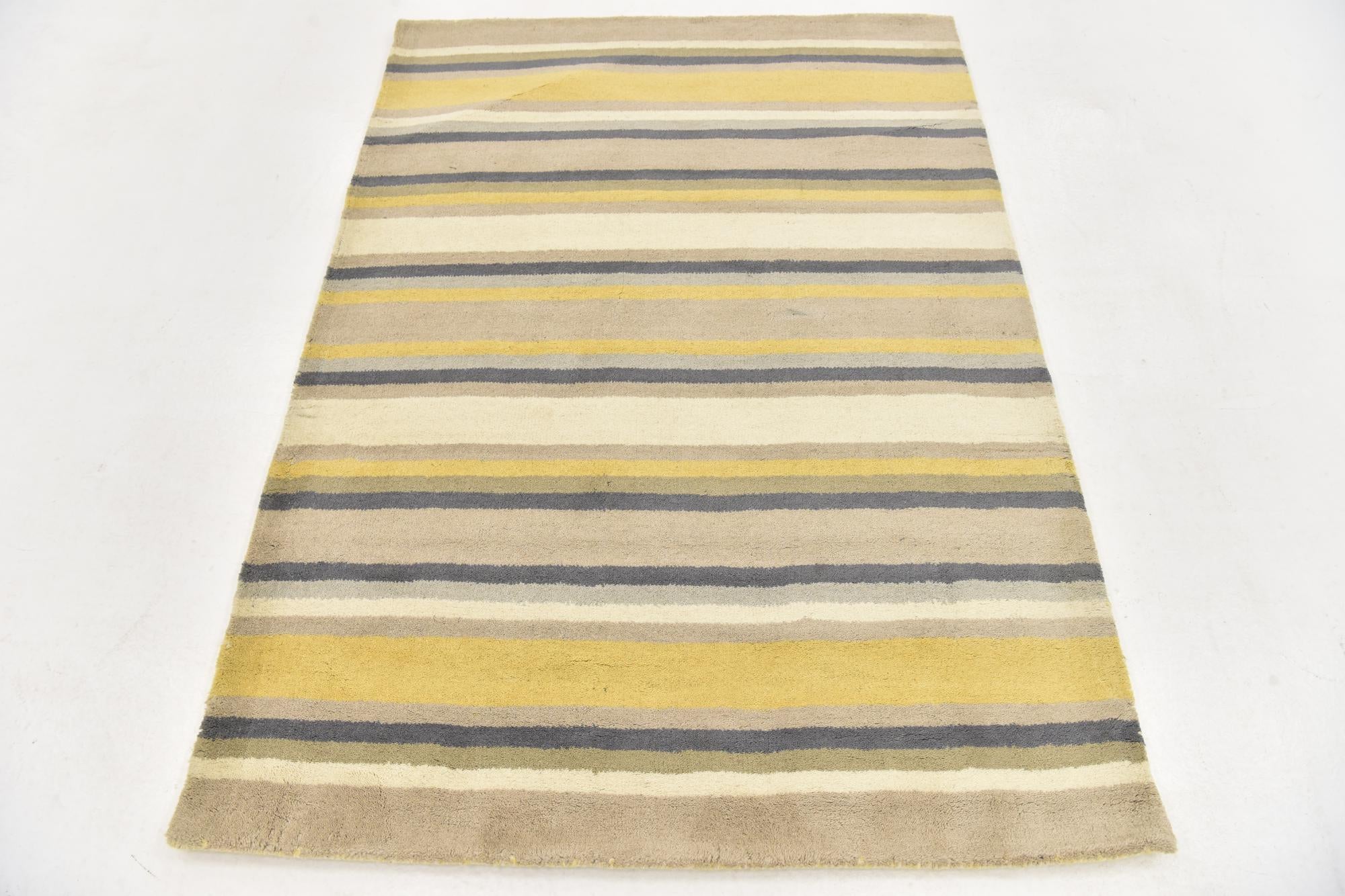 4' x 5' 6 Luna Wool Rug