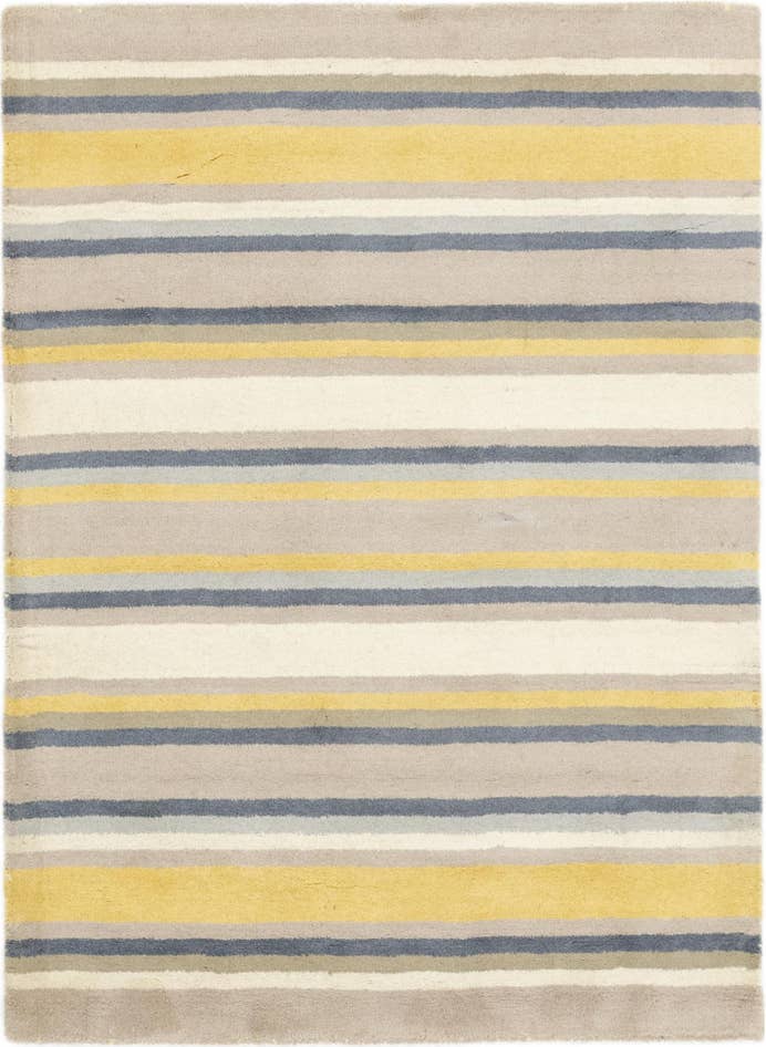 Detail image of 4' x 5' 6 Luna Wool Rug