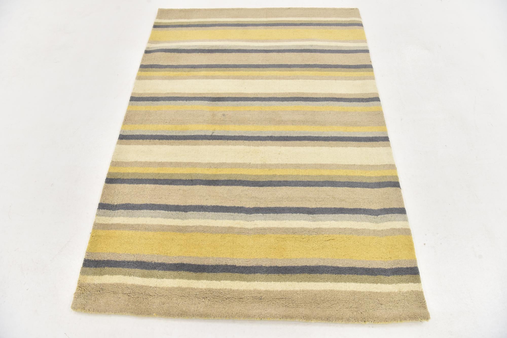 3' 10 x 5' 7 Luna Wool Rug