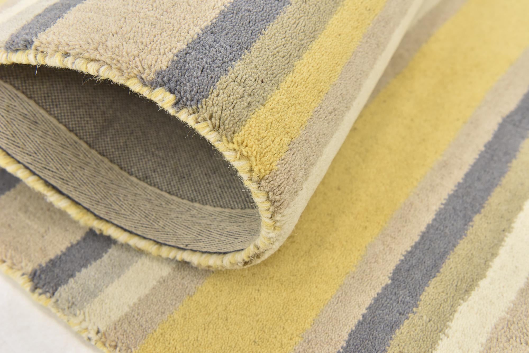 4' x 5' 6 Luna Wool Rug