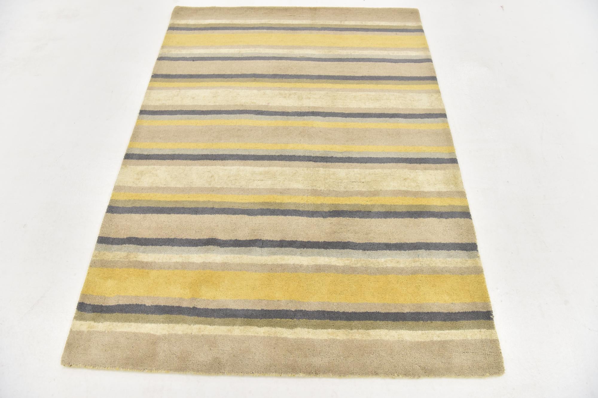 4' x 5' 6 Luna Wool Rug