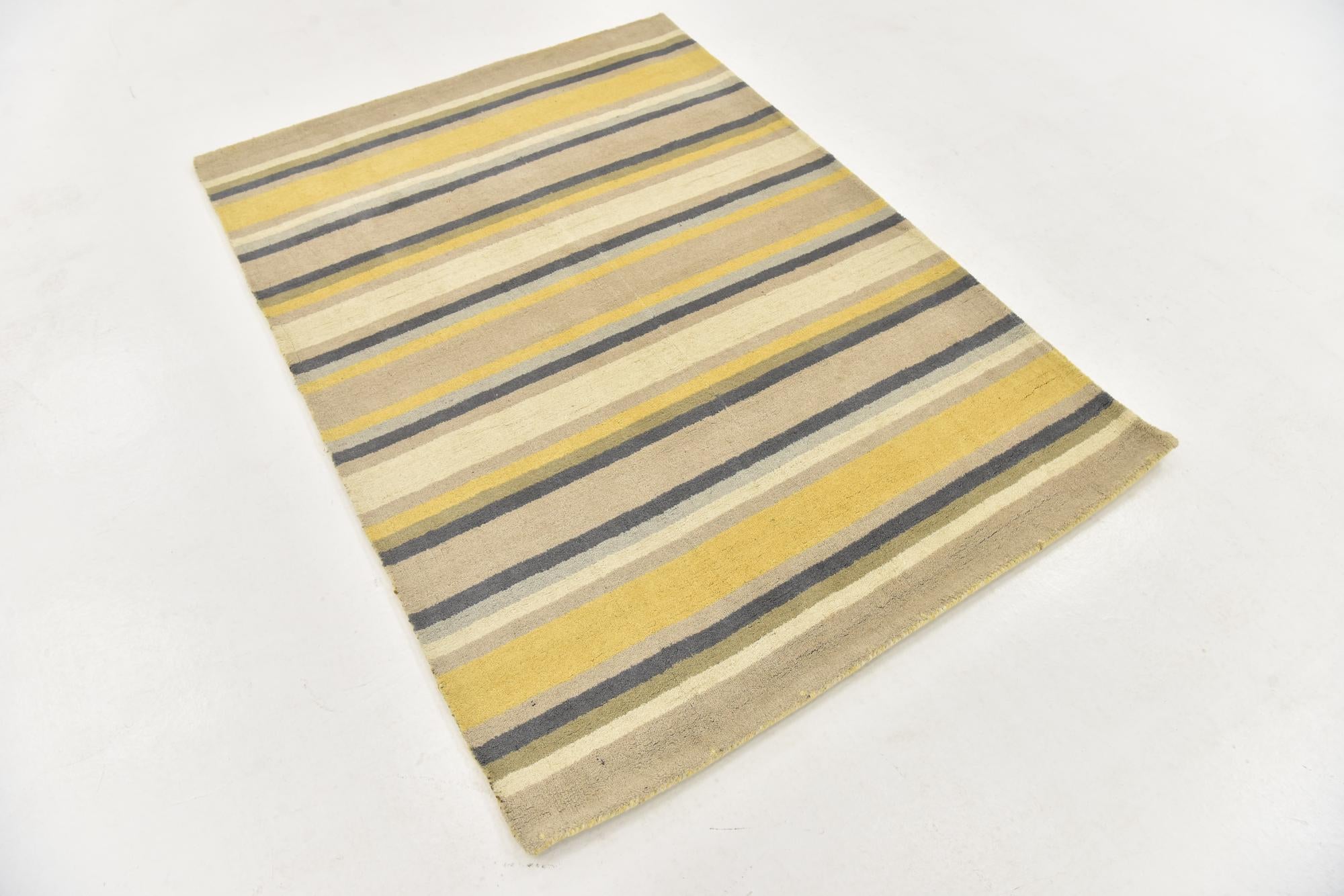 4' x 5' 6 Luna Wool Rug