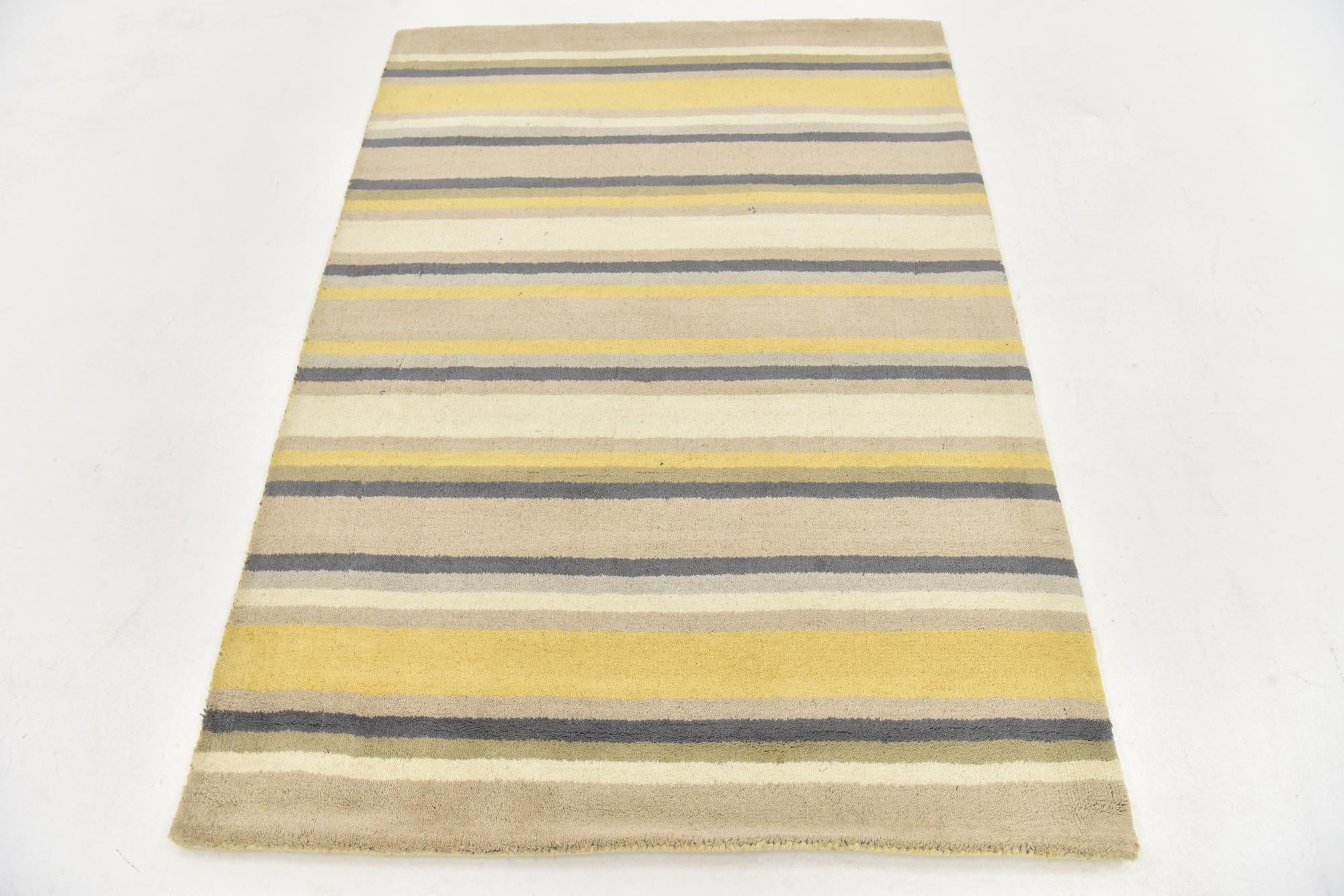 4' x 5' 6 Luna Wool Rug