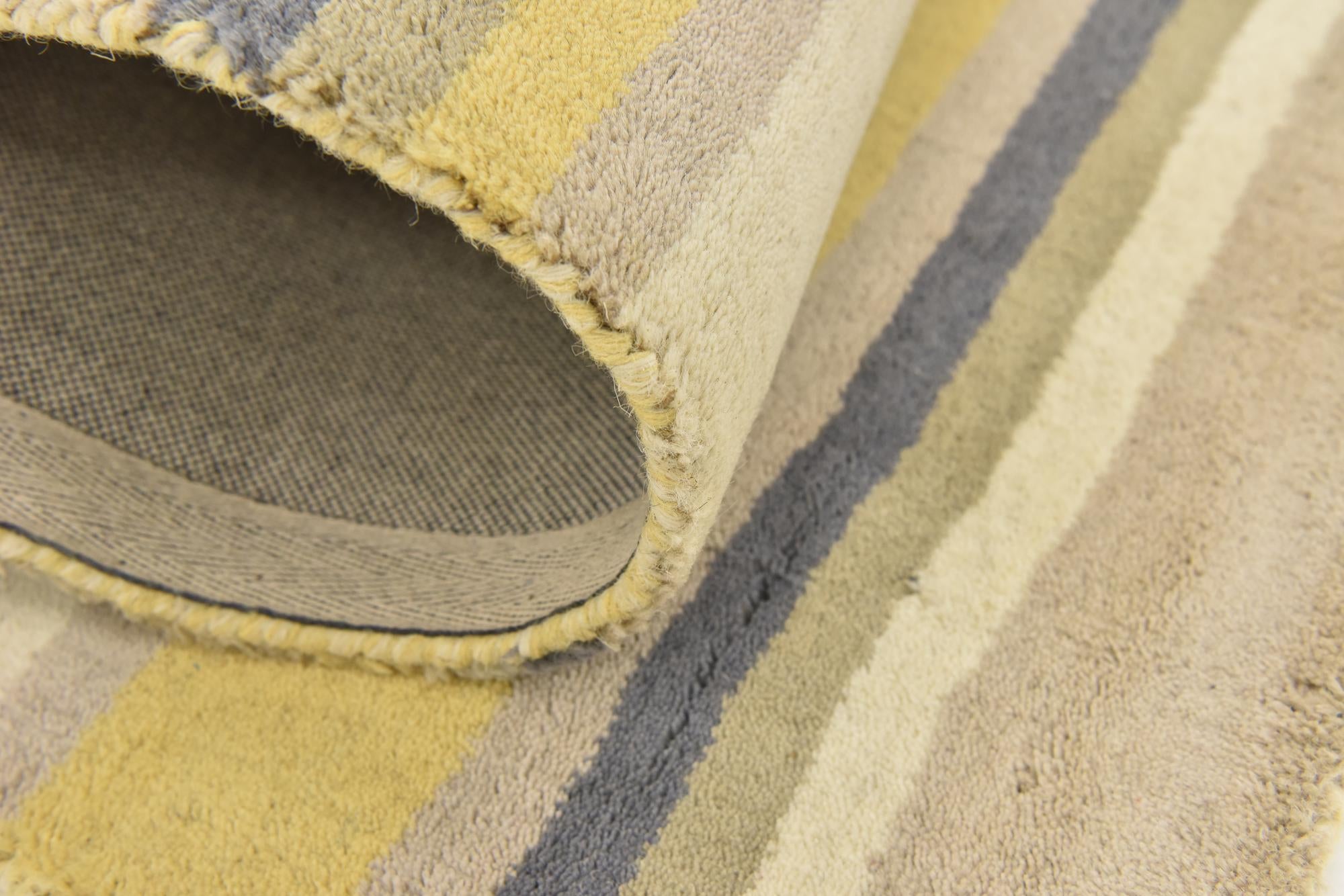 4' x 5' 6 Luna Wool Rug