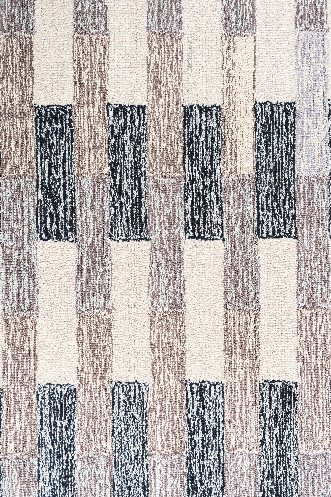 5' 1 x 8' Luna Rug