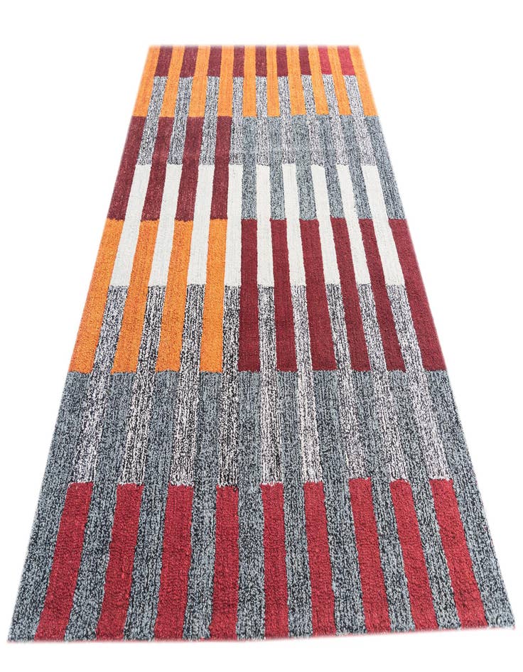 Detail image of 5' 1 x 8' Luna Rug