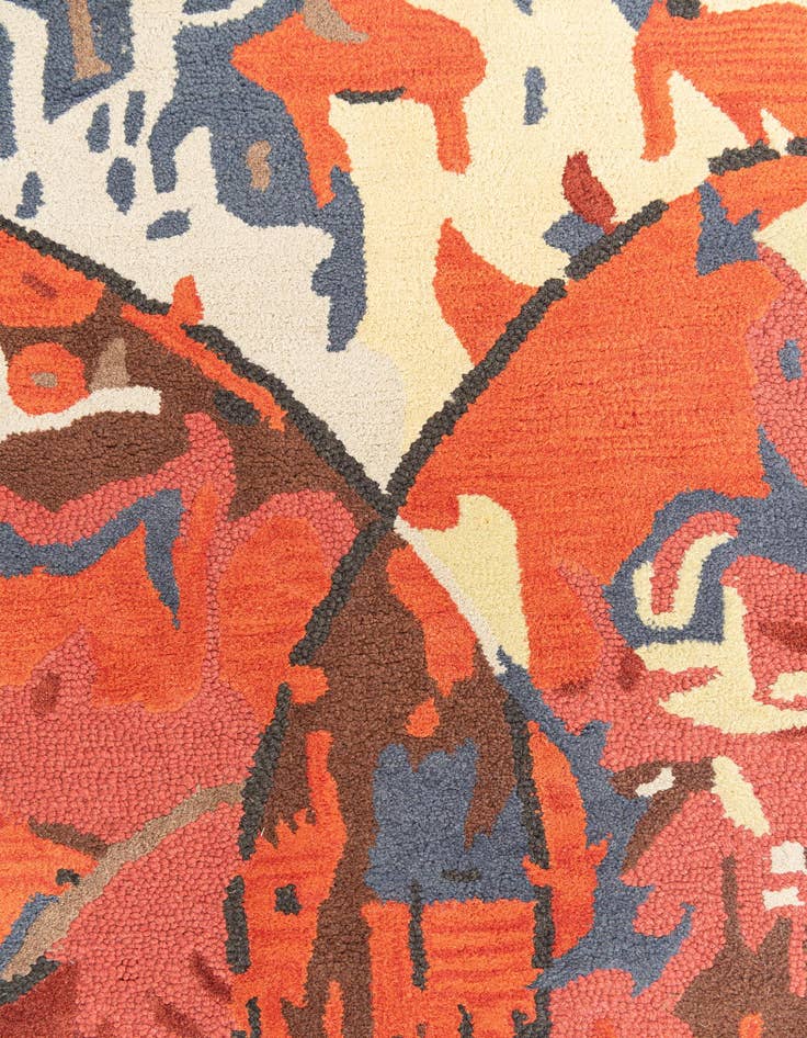 Detail image of 5' 4 x 7' 6 Luna Rug