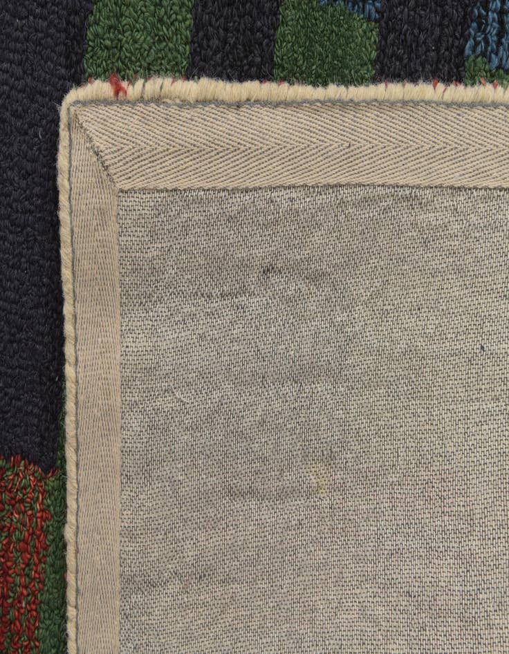 Detail image of 8' 1 x 10' 1 Luna Rug