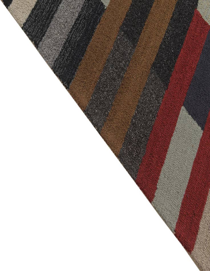 Detail image of 8' 1 x 10' 1 Luna Rug