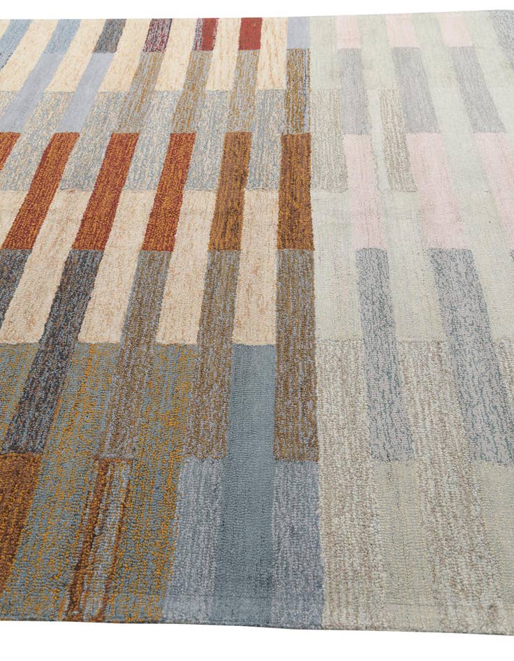 Detail image of 8' 1 x 10' 2 Luna Rug